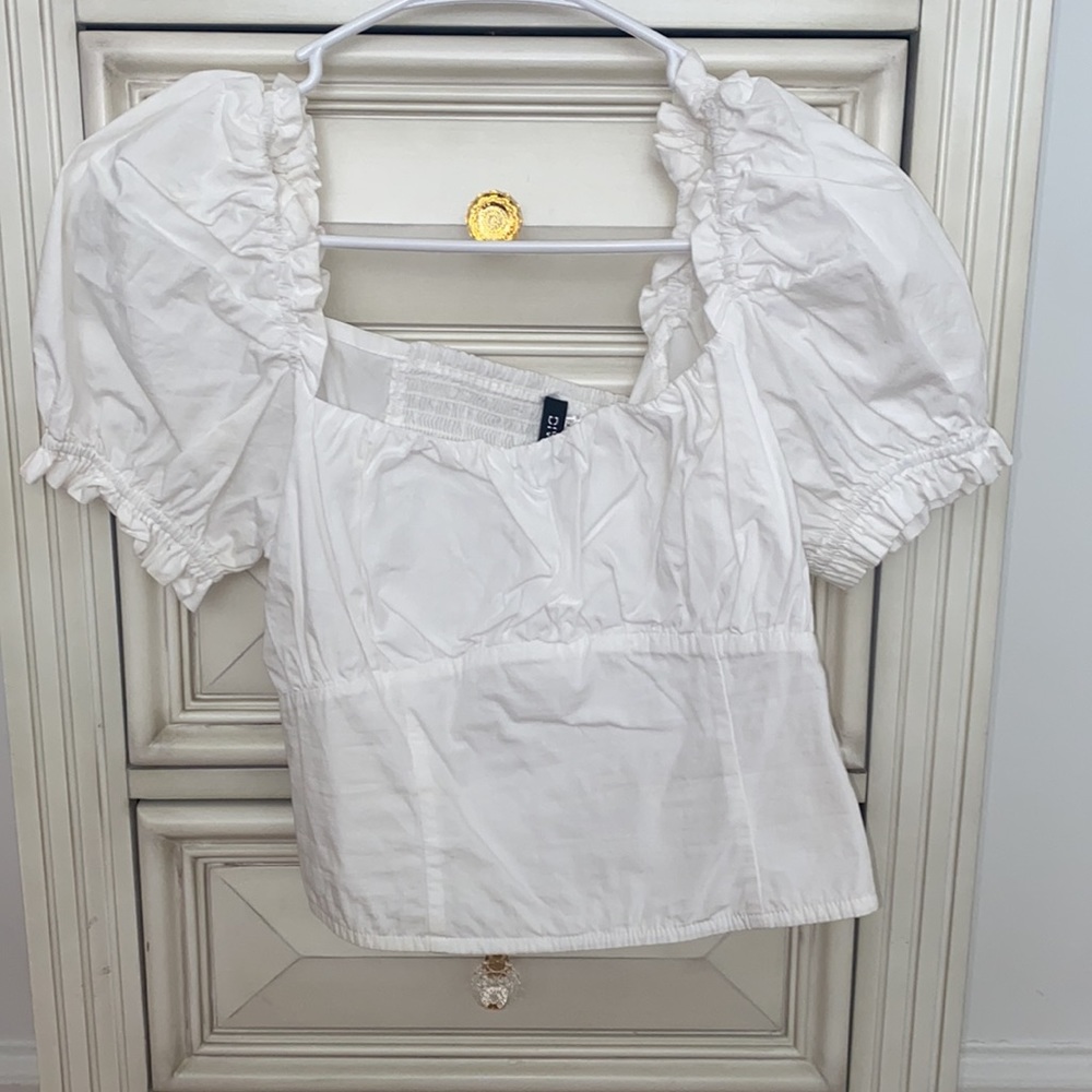 H&M puff sleeve blouse - Picture 2 of 3